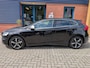 Volvo V40 2.0 T4 R-DESIGN, Trekhaak,PDC,Cruise,Stoelverw,Navi