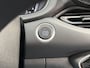 Hyundai i30 Wagon 1.5 T-GDi MHEV Premium / Airco (automatisch) / Apple Carplay/Android Auto / Cruise control / Lichtmetalen velgen 17" /