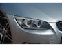 BMW 3-Serie Cabrio 320i High Executive | M-pakket | Navigatie | Xenon | Stoelverwarming | Cruise-control | NL auto!! |