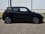 Suzuki Swift 1.2 Style Smart Hybrid / Sport Uitlaat / Dodehoekdetectie / Stoelverwarming / Achteruitrijcamera / Adaptieve Cruise Control / Navigatie / Apple Carplay / Android Auto /