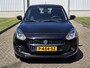Suzuki Swift 1.2 Style Smart Hybrid / Sport Uitlaat / Dodehoekdetectie / Stoelverwarming / Achteruitrijcamera / Adaptieve Cruise Control / Navigatie / Apple Carplay / Android Auto /
