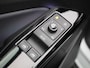 Volkswagen ID.4 Pro Business Advantage 77 kWh 204 PK| Dealeronderhouden | Navigatie Pro | Panoramadak | Achteruitrijcamera | Stoelverwarming | LED Matrix