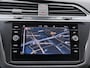 Volkswagen Tiguan 1.4 TSI eHybrid Life Automaat - Trekhaak - ACC - Navigatie - LED - Camera - Achterklep elektrisch - Climatronic