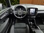 Volvo EX40 Single Motor Extended Range Plus 82 kWh | 100% SOH | Trekhaak | 360 Camera | Harman/Kardon | Stuur/stoelverwarming