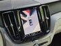 Volvo XC60 2.0 T6 Plug-in hybrid AWD Ultimate Dark | Full Option! | SOH 100% | Trekhaak | Luchtvering | Massage | Pilot Assist