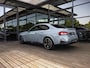 BMW 2-Serie Coupé M240i xDrive | HARMAN KARDON | STOELMEMORY | ADAPTIEVE CRUISE CONTROL | INNOVATIE PAKKET | COMFORT PAKKET | BROOKLYN GRAU | 19 INCH JET BLACK |