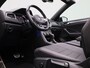 Volkswagen T-Roc Cabrio 1.5 TSI R-Line 150 PK| Dealeronderhouden | Trekhaak | Stoelverwarming | Stuurwielverwarming | Parkeeersensoren Voor & Achter | Dodehoekdetectie