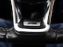 Volkswagen T-Roc Cabrio 1.5 TSI R-Line 150 PK| Dealeronderhouden | Trekhaak | Stoelverwarming | Stuurwielverwarming | Parkeeersensoren Voor & Achter | Dodehoekdetectie