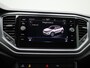 Volkswagen T-Roc Cabrio 1.5 TSI R-Line 150 PK| Dealeronderhouden | Trekhaak | Stoelverwarming | Stuurwielverwarming | Parkeeersensoren Voor & Achter | Dodehoekdetectie