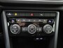 Volkswagen T-Roc Cabrio 1.5 TSI R-Line 150 PK| Dealeronderhouden | Trekhaak | Stoelverwarming | Stuurwielverwarming | Parkeeersensoren Voor & Achter | Dodehoekdetectie