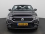 Volkswagen T-Roc Cabrio 1.5 TSI R-Line 150 PK| Dealeronderhouden | Trekhaak | Stoelverwarming | Stuurwielverwarming | Parkeeersensoren Voor & Achter | Dodehoekdetectie