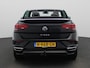 Volkswagen T-Roc Cabrio 1.5 TSI R-Line 150 PK| Dealeronderhouden | Trekhaak | Stoelverwarming | Stuurwielverwarming | Parkeeersensoren Voor & Achter | Dodehoekdetectie