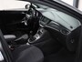 Opel Astra 1.2 110PK Business Edition | 1ste eigenaar | AppleCarplay/AndroidAuto | Airco | Parkeersensoren | Cruise Control | Bluetooth | Navigatie | Armsteun | Isofix | Privacy Glass |