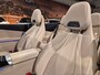 Mercedes-Benz CLE Cabriolet 200 AMG Line - Memorystoelen - Airscarf - Sfeerverlichting - Adapt Cruise - Camera - Rijklaar
