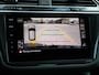 Volkswagen Tiguan 1.4 TSI eHybrid Life 245pk DSG | Trekhaak | Panoramadak | Side Assist | LED Matrix | Camera | Head-up Display | Elek. Achterklep |