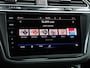 Volkswagen Tiguan 1.4 TSI eHybrid Life 245pk DSG | Trekhaak | Panoramadak | Side Assist | LED Matrix | Camera | Head-up Display | Elek. Achterklep |
