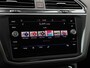 Volkswagen Tiguan 1.4 TSI eHybrid R-Line Business+ 245pk DSG | Dealer onderhouden | Navigatie | Trekhaak | Winterpakket | Adaptieve Cruise Control | Climate Control | Elek. Achterklep |