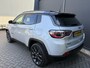 Jeep Compass 4xe 240 Plug-in Hybrid Electric Trailhawk Airco - Schuif/kanteldak - Achteruitrijcamera - Apple carplay - Parkeersensoren - Navigatie - Oplaadmogelijkheid - Lederen bekleding - Cruise control - Dakrails - Led verlichting - Elektrische ramen - Bluetooth - Keyless start - Start/stop systeem - Stuur multifunctioneel