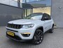 Jeep Compass 4xe 240 Plug-in Hybrid Electric Trailhawk Airco - Schuif/kanteldak - Achteruitrijcamera - Apple carplay - Parkeersensoren - Navigatie - Oplaadmogelijkheid - Lederen bekleding - Cruise control - Dakrails - Led verlichting - Elektrische ramen - Bluetooth - Keyless start - Start/stop systeem - Stuur multifunctioneel