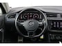 Volkswagen Tiguan 2.0 TSI 190pk DSG 4Motion Highline Business R | Navigatie | Wegklapbare trekhaak | APP Connect | Camera