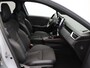 Renault Clio Full Hybrid 145pk Esprit Alpine | Stuur- Stoelverwarming | Dodehoek detectie | Adaptieve cruise control |
