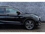 Nissan Qashqai 1.3 DIG-T 140 N-Connecta | Panoramadak | 360 Graden Camera | Parkeersensoren | Navigatie | Lichtmetalen Velgen 18 inch | Cruise Control | Keyless Entry