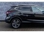 Nissan Qashqai 1.3 DIG-T 140 N-Connecta | Panoramadak | 360 Graden Camera | Parkeersensoren | Navigatie | Lichtmetalen Velgen 18 inch | Cruise Control | Keyless Entry