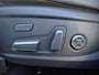 Hyundai Santa Fe 1.6 T-GDI PHEV Premium Plus Sky Automaat 5P. / Fabrieksgarantie tot 11-2027 / Trekhaak afneembaar / Dealer onderhouden / Trekgewicht 1.350 kg / head-up display / Panorama schuifdak / Stuur-, stoel- en achterbankverwarming / Apple Carplay Android / Rondomzicht camera /