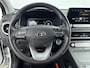 Hyundai Kona Electric EV Fashion 64 kWh | Soh 97.2% | Trekhaak | Camera | Navigatie & Carplay |