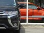 Mitsubishi Outlander 2.0 PHEV instyle+ Schuif-/Kanteldak | Stoel-/Stuurverwarming | Trekhaak | Camera