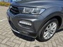 Volkswagen T-Roc 1.5 TSI Sport | App-connect | Led | ACC | el. A-klep | 17"LMV | Stoelverw.