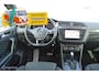 Volkswagen Tiguan 1.5 TSI AUTOM. Highline Business R | Pano-dak | Trekhaak