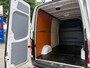Volkswagen Crafter 50 2.0 TDI L2H1, NAP, airconditioning, cruise control, achteruitrijcamera, boordcomputer, trekhaak