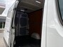 Volkswagen Crafter 50 2.0 TDI L2H1, NAP, airconditioning, cruise control, achteruitrijcamera, boordcomputer, trekhaak