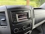 Volkswagen Crafter 50 2.0 TDI L2H1, NAP, airconditioning, cruise control, achteruitrijcamera, boordcomputer, trekhaak