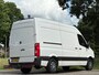 Volkswagen Crafter 50 2.0 TDI L2H1, NAP, airconditioning, cruise control, achteruitrijcamera, boordcomputer, trekhaak