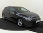 Volkswagen Golf 1.5 TSI R-Line Business | Parkeerassistent | Dodehoek detectie | Navigatie | LED Plus verlichting | Adaptieve cruise control | Achteruitrijcamera | Sfeerverlichting |