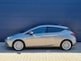 Opel Astra 1.6 Innovation Turbo 200 pk | Climate Control | Apple Carplay | Camera | Stoel-/Stuurverwarminig | Trekhaak | All Season Banden |