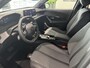 Peugeot e-2008 EV Allure Avantage 54 kWh Climate Control | Full Map Navigatie | Apple Carplay/Android Auto | Keyless Entry | Parkeersensoren | Bekleding Half Leder | Direct uit Voorraad Leverbaar!