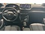 Peugeot e-2008 EV Allure Avantage 54 kWh Climate Control | Full Map Navigatie | Apple Carplay/Android Auto | Keyless Entry | Parkeersensoren | Bekleding Half Leder | Direct uit Voorraad Leverbaar!