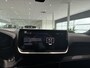 Peugeot e-2008 EV Allure Avantage 54 kWh Climate Control | Full Map Navigatie | Apple Carplay/Android Auto | Keyless Entry | Parkeersensoren | Bekleding Half Leder | Direct uit Voorraad Leverbaar!