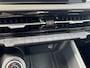 Alfa Romeo Tonale 1.3 Ibrida Plug-In Q4 Veloce Stoelverwarming- verkoeling | Park assist | Harman Kardon Premium Audio met 14 speakers | Tech Pack | Panoramisch schuif/kanteldak met zwarte dakstrips | 8-voudig elektrisch verstelbare stoelen voor met 3 memory knoppen voor bestuurder | 20'' lichtmetalen velgen