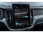 Volvo XC60 2.0 T6 Plug-in Hybrid AWD Plus Black Edition | PHEV | Panoramadak | 360 Graden Camera | Head-up Display | Luchtvering | Harman Kardon Audio | Keyless Entry | Elektrische Achterklep | Elektrisch Verstelbare Voorstoelen | Apple Carplay | Android Auto