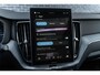 Volvo XC60 2.0 T6 Plug-in Hybrid AWD Plus Black Edition | PHEV | Panoramadak | 360 Graden Camera | Head-up Display | Luchtvering | Harman Kardon Audio | Keyless Entry | Elektrische Achterklep | Elektrisch Verstelbare Voorstoelen | Apple Carplay | Android Auto