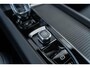 Volvo XC60 2.0 T6 Plug-in Hybrid AWD Plus Black Edition | PHEV | Panoramadak | 360 Graden Camera | Head-up Display | Luchtvering | Harman Kardon Audio | Keyless Entry | Elektrische Achterklep | Elektrisch Verstelbare Voorstoelen | Apple Carplay | Android Auto