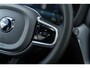 Volvo XC60 2.0 T6 Plug-in Hybrid AWD Plus Black Edition | PHEV | Panoramadak | 360 Graden Camera | Head-up Display | Luchtvering | Harman Kardon Audio | Keyless Entry | Elektrische Achterklep | Elektrisch Verstelbare Voorstoelen | Apple Carplay | Android Auto