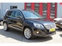Volkswagen Tiguan 2.0 TSI Comfort&Design 4Motion, R-Design ,Pano,