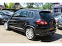 Volkswagen Tiguan 2.0 TSI Comfort&Design 4Motion, R-Design ,Pano,