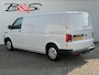Volkswagen Transporter 2.0 TDI L2H1 Trekhaak Pdc V+A Carplay Navigatie Cruise Airco
