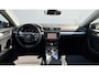 Skoda Superb Combi 1.5 TSI ACT Automaat Pdc V+A Navigatie Clima Carplay Digital dash Trekhaak Cruise